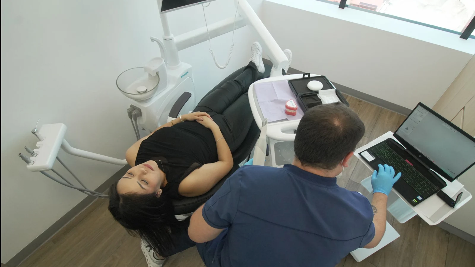 Advanced dental technology in CDMX | 3D X-rays, intraoral scanner and digital design